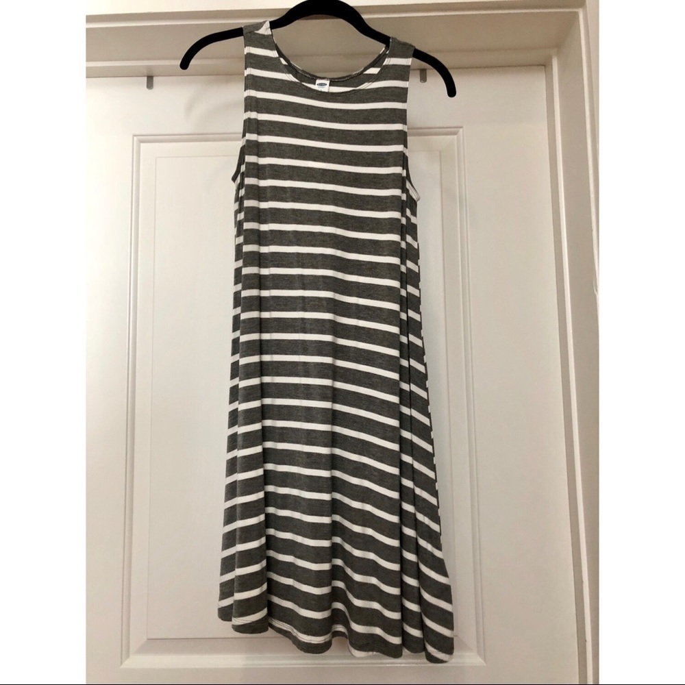 NWT Old Navy Grey and White Stripped Swing Dress